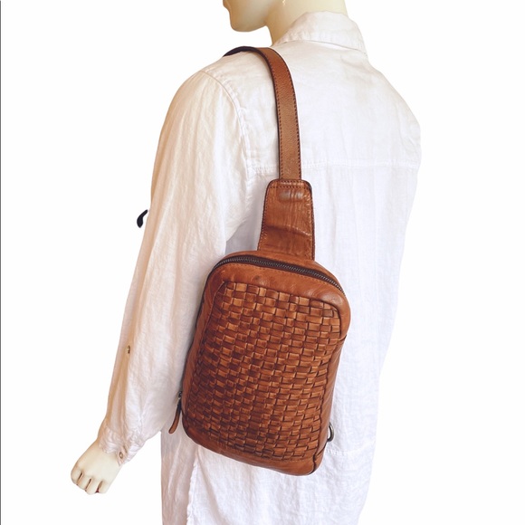 Vilenca Holland Handbags - Vilenca Holland Leather Sling Bag Adjustable Strap